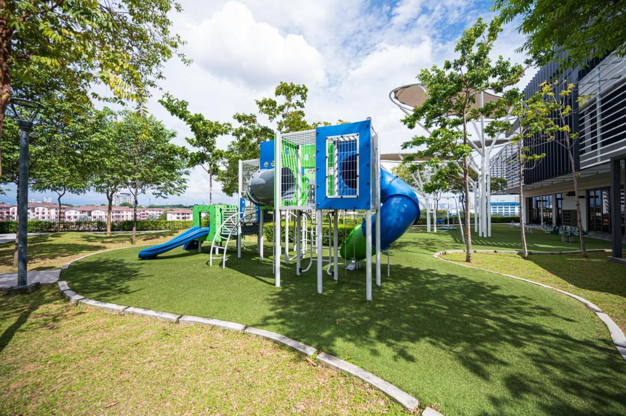 Highpark Suites By Airhost Petaling Dzsaja Kültér fotó